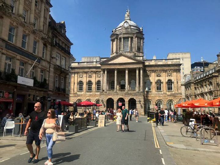 Al Fresco: Businesses on Castle Street make the most of Liverpool Without Walls