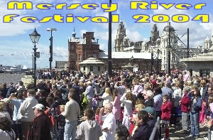 CLICK to see the 2004 Mersey River Festival report and photographs.