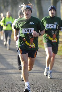 RNLI Reindeer runners tackle the 10km course at Knowsley Safari Park last winter. (Credit RNLI)