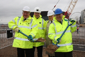 (l-r) Bob Prattey, Chief Executive ACC Liverpool; Alan McCarthy-Wyper, Managing Director of ISG Construction; David McDonnell, Chairman of ACC Liverpool; and Mayor of Liverpool, Joe Anderson