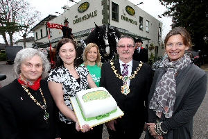 (from l-r) Lady Mayoress of Wirral Mrs Sue Mitchell, Pesto at the Dibbinsdale Hotel Manager Catherine Mealor, Macmillan Fundraising Manager Lisa Wild, Lord Mayor of Wirral Councillor David Mitchell and Co-owner of Pesto Restaurants Sara Edwards mark the hotel and restaurant's first birthday with cake and coffee. 