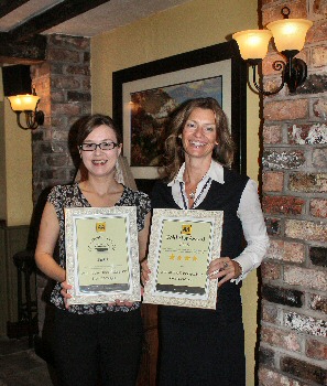 (l-r) Seeing stars! Deputy manager of Pesto at the Dibbinsdale Inn Cat Mealor and Pesto co-owner Sara Edwards with the award certificate duo from the AA.