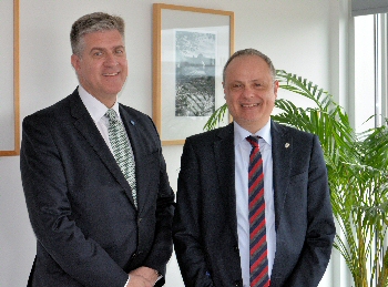 Dr Ian Barwick (Chief Scientific Officer, Proton Partners International) and Professor Anthony Hollander (Associate Pro Vice Chancellor for Enterprise, University of Liverpool).