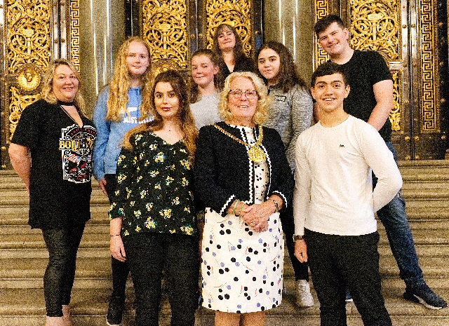 Lord Mayor of Liverpool Cllr Christine Banks welcomes the Young Heritage Champions to St George’s Hall. Pictured with the mayor are Youth worker Gill Deakin, Abbie Daniels, 13, Faith McCabe, 17, Lucy Nuttall, 14, Cllr Alice Bennett, Rebekka Hughes, 16, Daniel Hinnigan, 15, and Yaman Awaza, 15. 
