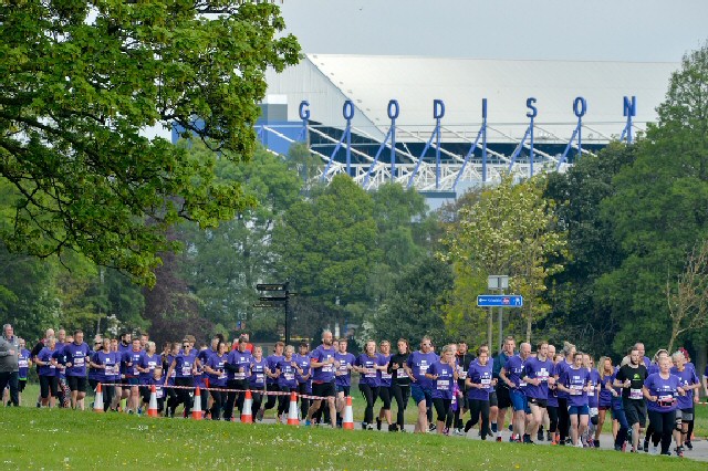 RFT96 2019 runners pass Goodison